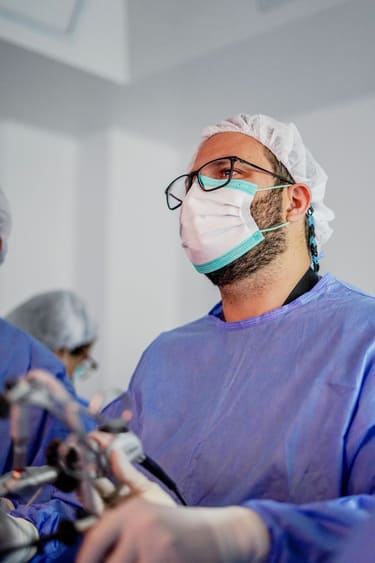 Mejor Cirujano Bariátrico Colombia - Felipe Bernal