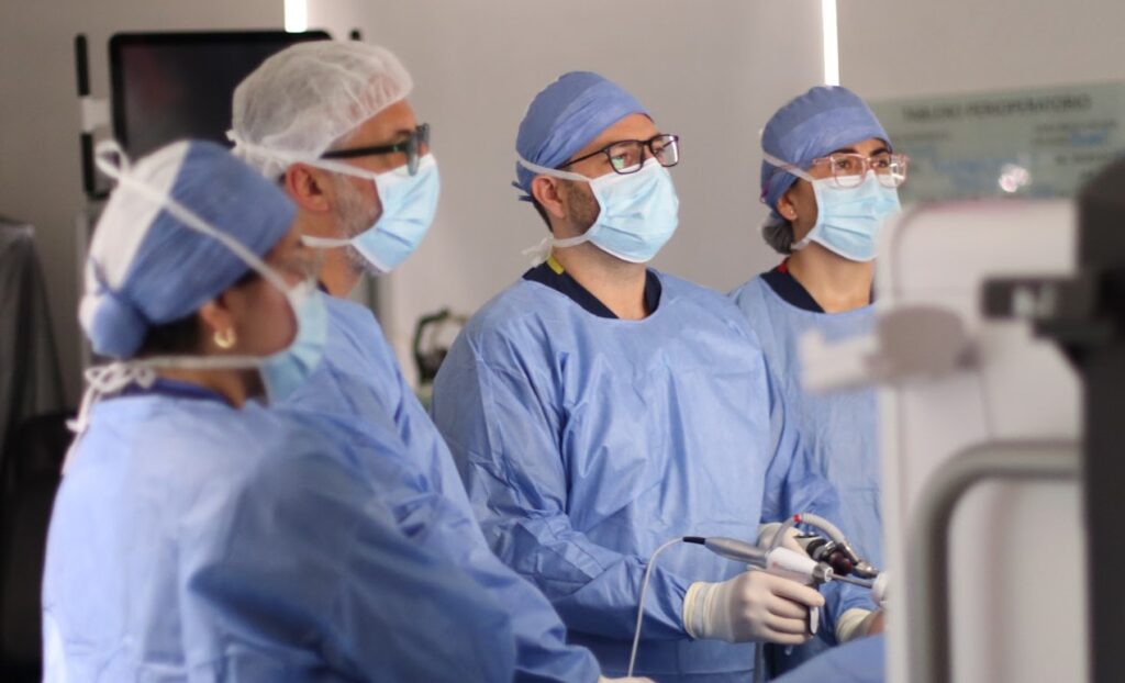 Cirugía bariátrica de alto nivel-Dr. Felipe Bernal- Cirujano bariátrico